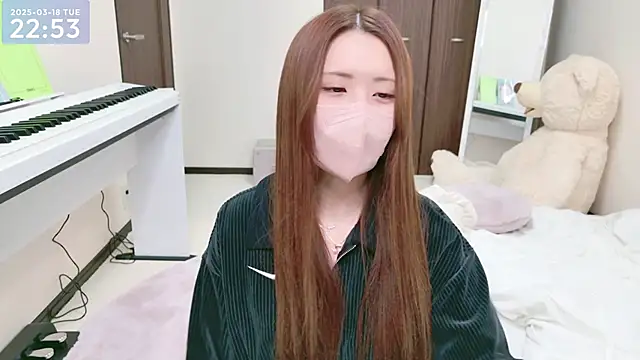 Snapshot of -SHINON- chatting on 03/18/25, 01:55 -SHINON- online show from 03/18/25, 01:55