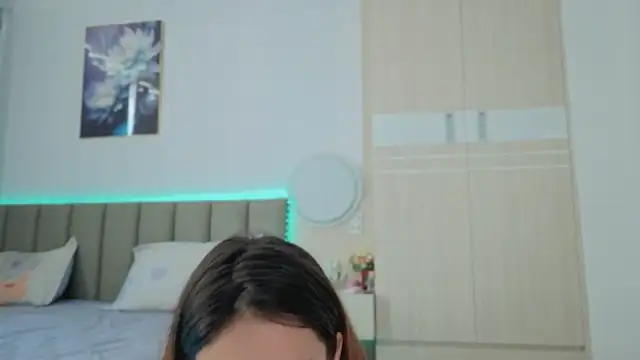 sweety vikky online show from 04/24/26, 12:12