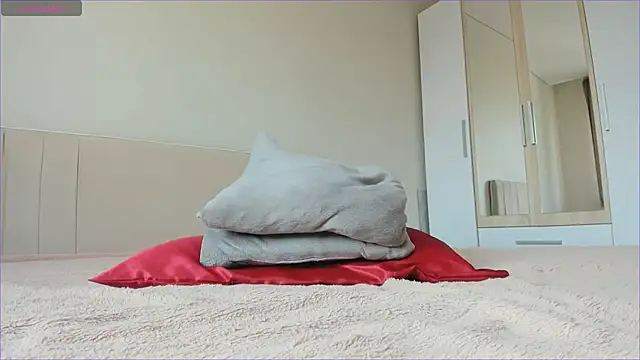 sweety vikky online show from 03/05/25, 04:02