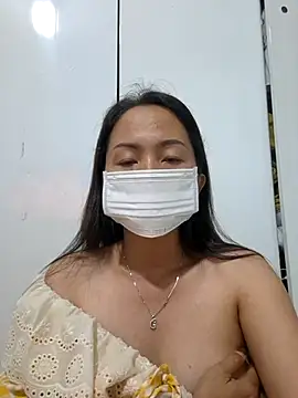 Snapshot of Baby-sexytits18 chatting on 03/20/25, 12:32 Baby-sexytits18 online show from 03/20/25, 12:32
