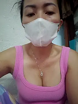 Snapshot of Baby-sexytits18 chatting on 09/09/25, 11:36 Baby-sexytits18 online show from 09/09/25, 11:36
