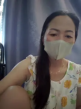 Snapshot of Baby-sexytits18 chatting on 10/13/25, 11:27 Baby-sexytits18 online show from 10/13/25, 11:27