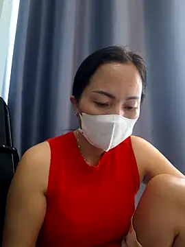 Snapshot of Baby-sexytits18 chatting on 11/24/25, 01:38 Baby-sexytits18 online show from 11/24/25, 01:38