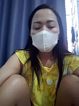 Snapshot of Baby-sexytits18 chatting on 11/25/25, 11:27 Baby-sexytits18 online show from 11/25/25, 11:27