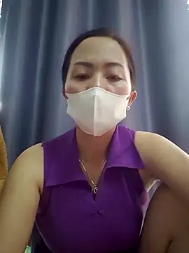 Snapshot of Baby-sexytits18 chatting on 12/02/25, 01:17 Baby-sexytits18 online show from 12/02/25, 01:17