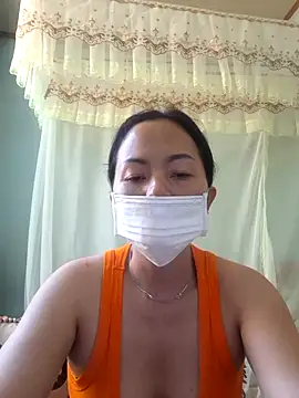Snapshot of Baby-sexytits18 chatting on 03/22/25, 03:41 Baby-sexytits18 online show from 03/22/25, 03:41