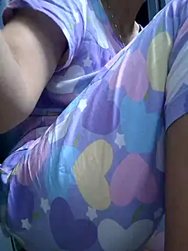 Snapshot of Baby-sexytits18 chatting on 10/08/25, 01:12 Baby-sexytits18 online show from 10/08/25, 01:12