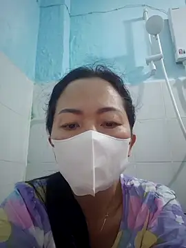 Snapshot of Baby-sexytits18 chatting on 11/08/25, 11:08 Baby-sexytits18 online show from 11/08/25, 11:08