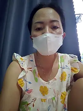 Snapshot of Baby-sexytits18 chatting on 09/18/25, 11:08 Baby-sexytits18 online show from 09/18/25, 11:08