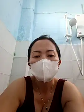 Snapshot of Baby-sexytits18 chatting on 12/04/25, 11:48 Baby-sexytits18 online show from 12/04/25, 11:48