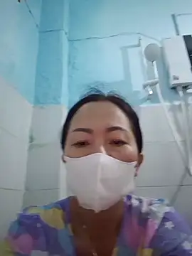 Snapshot of Baby-sexytits18 chatting on 11/05/25, 11:30 Baby-sexytits18 online show from 11/05/25, 11:30