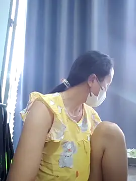 Snapshot of Baby-sexytits18 chatting on 11/15/25, 01:42 Baby-sexytits18 online show from 11/15/25, 01:42