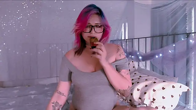 candy lina online show from 06/10/26, 08:48