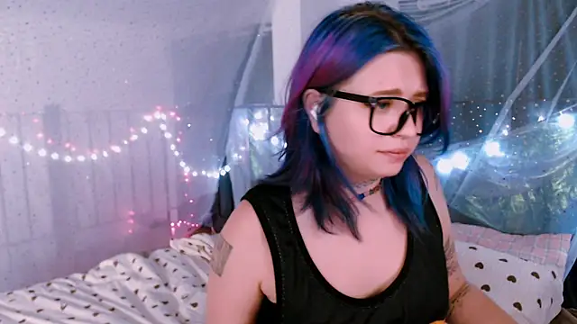 Snapshot of candy_lina chatting on 06/19/26, 05:30 candy lina online show from 06/19/26, 05:30