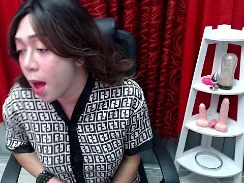 urprincessnicolexxx online show from 05/12/26, 01:46