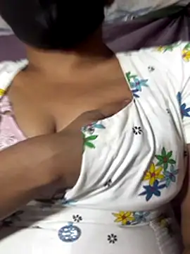 Snapshot of Tharukasenevirathne chatting on 07/03/26, 05:08 Tharukasenevirathne online show from 07/03/26, 05:08