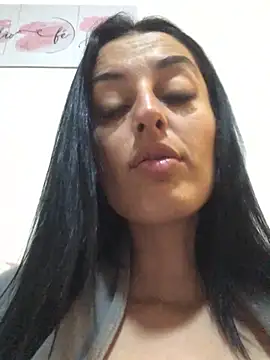 Catmila94 online show from 05/13/26, 02:29