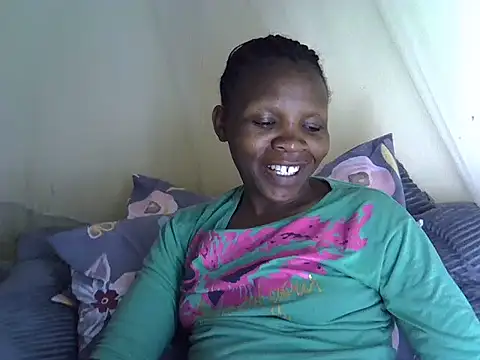 Snapshot of Sweet_serah chatting on 10/27/25, 06:14 Sweet serah online show from 10/27/25, 06:14