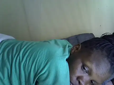 Snapshot of Sweet_serah chatting on 11/08/25, 07:12 Sweet serah online show from 11/08/25, 07:12