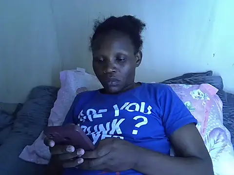 Snapshot of Sweet_serah chatting on 11/21/25, 06:29 Sweet serah online show from 11/21/25, 06:29