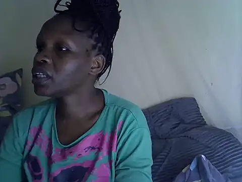 Snapshot of Sweet_serah chatting on 10/28/25, 06:45 Sweet serah online show from 10/28/25, 06:45