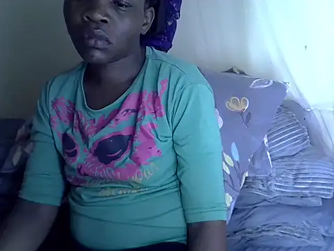 Snapshot of Sweet_serah chatting on 10/24/25, 03:16 Sweet serah online show from 10/24/25, 03:16