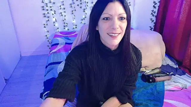 Cataleyaloca online show from 10/24/25, 03:11