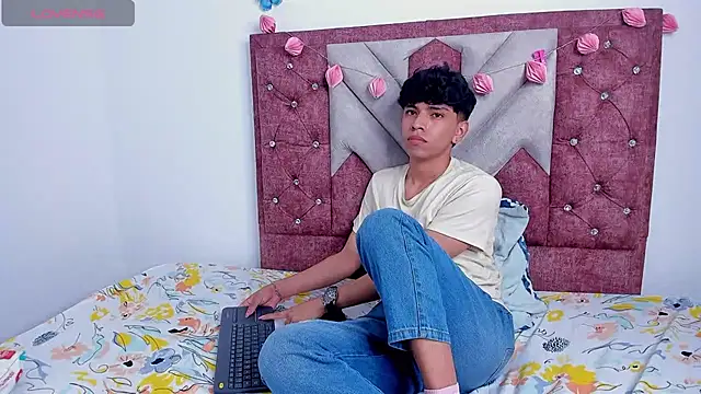 Santy carrington online show from 03/12/25, 12:53