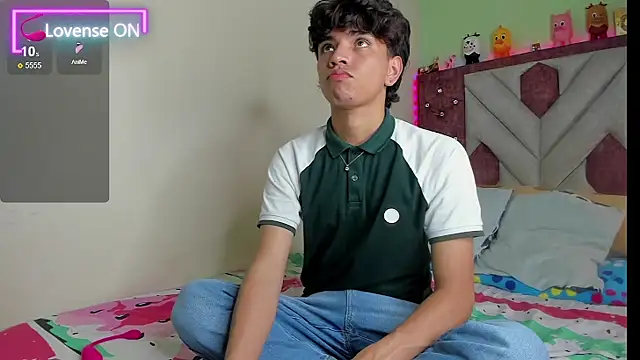 Santy carrington online show from 11/27/25, 03:18