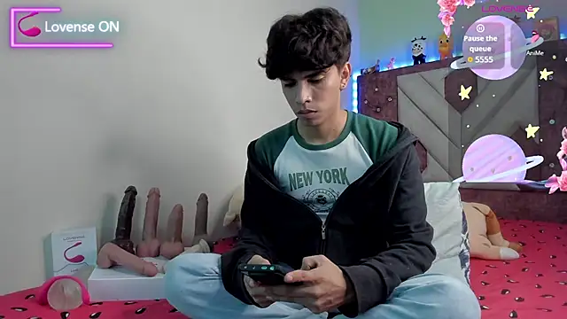 Santy carrington online show from 09/24/25, 03:24