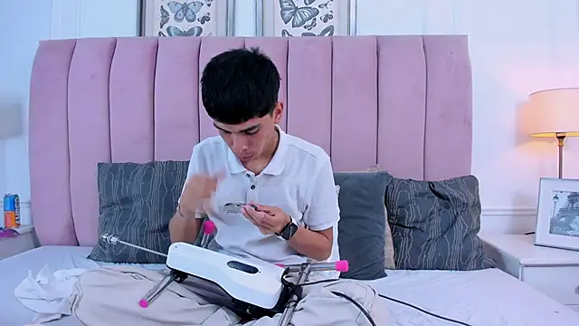 Santy carrington online show from 03/10/26, 08:46