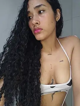 jaderossxx online show from 07/04/26, 04:22