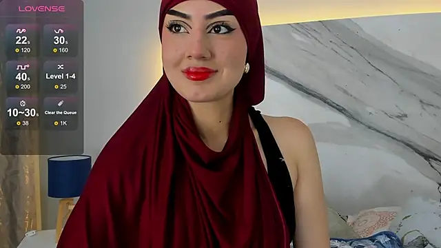 Snapshot of fatimarab chatting on 02/15/25, 08:23 fatimarab online show from 02/15/25, 08:23