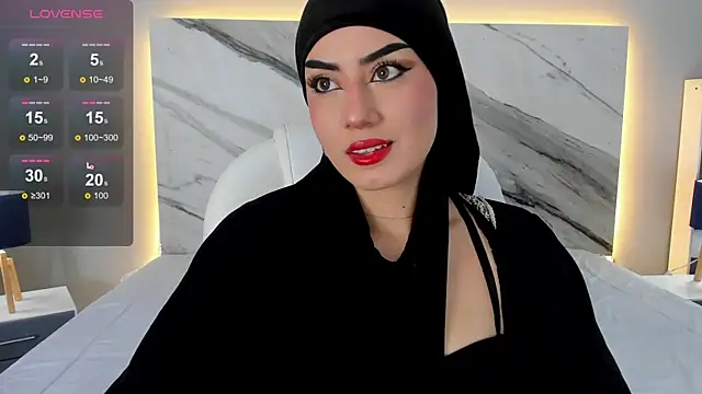 Snapshot of fatimarab chatting on 03/01/25, 08:32 fatimarab online show from 03/01/25, 08:32
