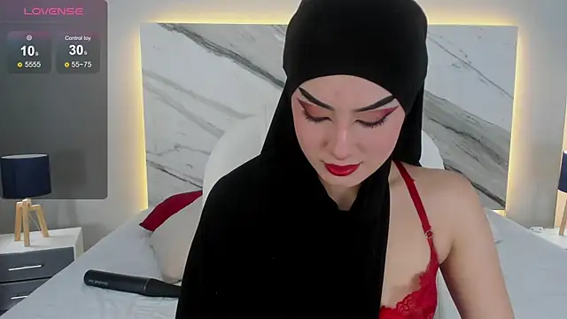 Snapshot of fatimarab chatting on 03/18/25, 07:44 fatimarab online show from 03/18/25, 07:44