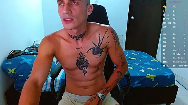 Snapshot of bray_hotboy777 chatting on 12/18/25, 11:41 bray hotboy777 online show from 12/18/25, 11:41