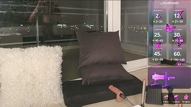 Snapshot of IvonneJoy chatting on 03/22/25, 03:41 IvonneJoy online show from 03/22/25, 03:41