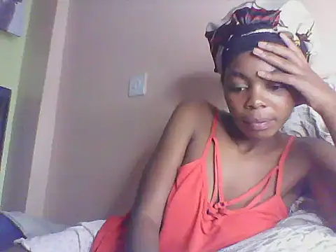 Snapshot of sweetanabella4 chatting on 11/17/25, 08:02 sweetanabella4 online show from 11/17/25, 08:02