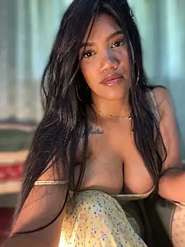 JennamartinyII online show from 01/15/25, 04:32