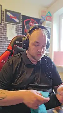 PupW0lfy online show from 04/14/26, 01:38