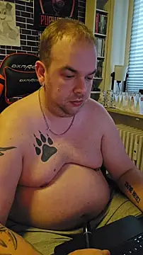 PupW0lfy online show from 12/17/25, 09:47