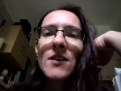 Snapshot of Milky_hairy_mommy chatting on 09/10/25, 07:07 Milky hairy mommy online show from 09/10/25, 07:07