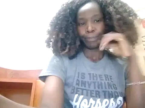 Snapshot of Claris2 chatting on 10/27/25, 06:53 Claris2 online show from 10/27/25, 06:53