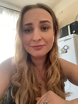 OlgaBuzzz online show from 02/02/25, 04:26