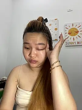 Odette68 online show from 04/07/26, 12:45