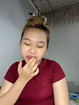 Odette68 online show from 05/21/26, 11:57