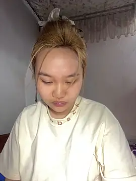Odette68 online show from 04/23/26, 12:50