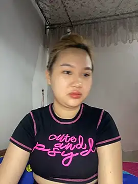 Odette68 online show from 05/10/26, 11:50