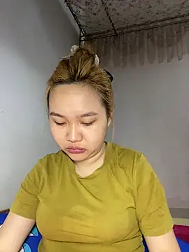 Odette68 online show from 05/08/26, 12:03