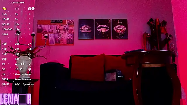 selena rogue online show from 11/04/25, 11:25